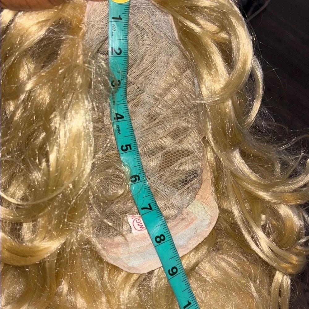 Blonde Barbie curly hair wig - Picture 11 of 14